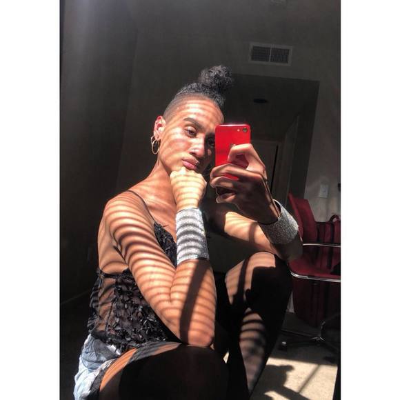 Meet your Posher, Aaron - Picture 1 of 1